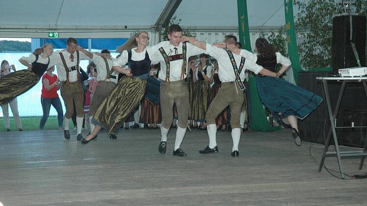 Fast sah es  so aus, als könnten die Görschnitzer fliegen.  Foto: Edwin Meißinger