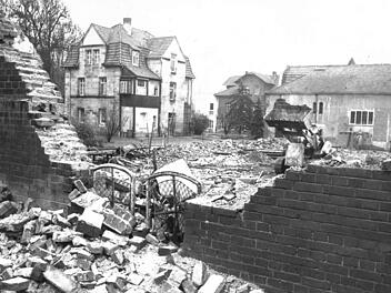 Coburg im Herbst 1965: das ehemalige Gaswerk wird abgerissen.Foto: CT-Archiv/Heinz Kiesewetter