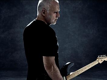 David Gilmore ist nicht nur ein begnadeter Gitarrist, sondern auch ein leidenschaftlicher Gitarrensammler. Von seiner umfangreichen Sammlung trennte er sich 2019 dennoch - f&uuml;r einen guten Zweck.