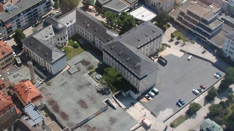 Wo das Steigenberger stand, klafft eine Lücke. Foto: Ralf Ruppert