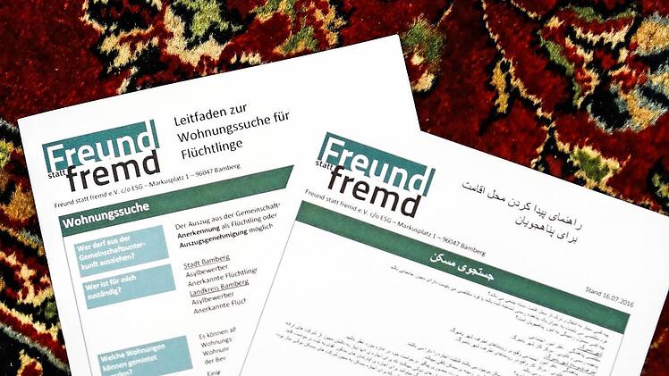 Hilfe bei der Wohnungssuche: "Freund statt fremd" hat Flyer in mehreren Sprachen drucken lassen. Hier in Farsi und Deutsch