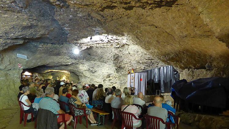 Kultur und Kinderkultur in der Teufelshöhle