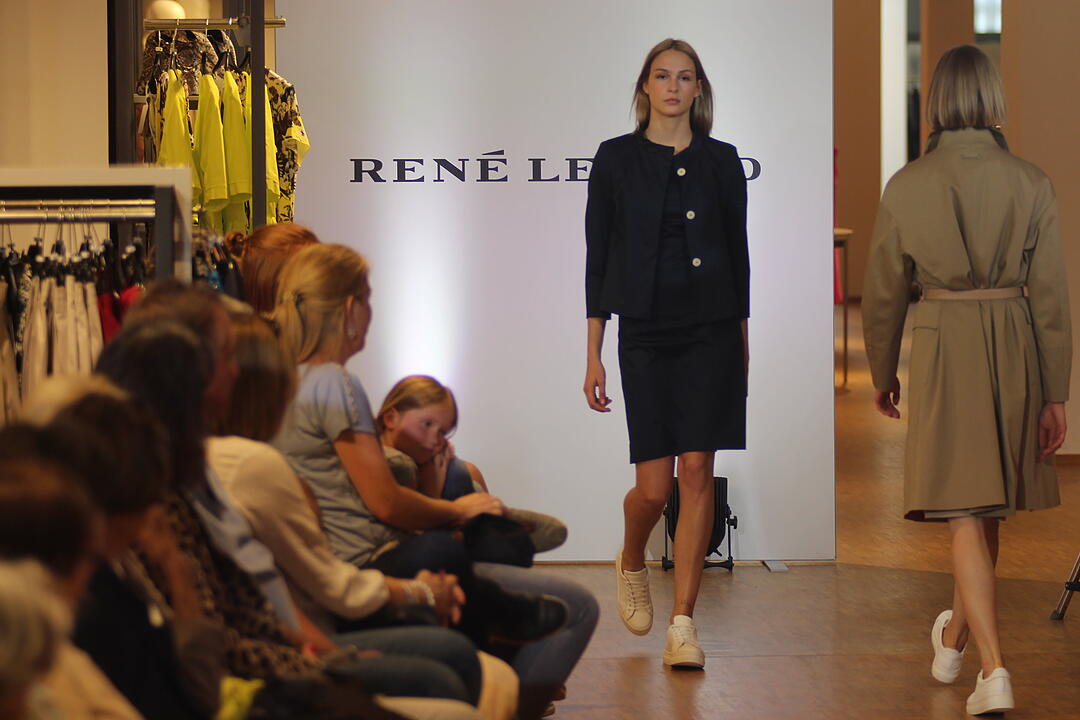 Modenschau René Lezard