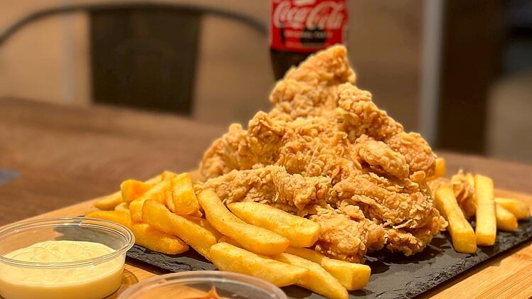 Flair in Fürth: Neues Restaurant "Chickenz" kommt gut an - "Nach amerikanischer Art"