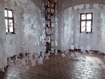 Scheßlitz: Kunstausstellung auf der Giechburg - Unbekannte zerstören beliebtes Kunstwerk
