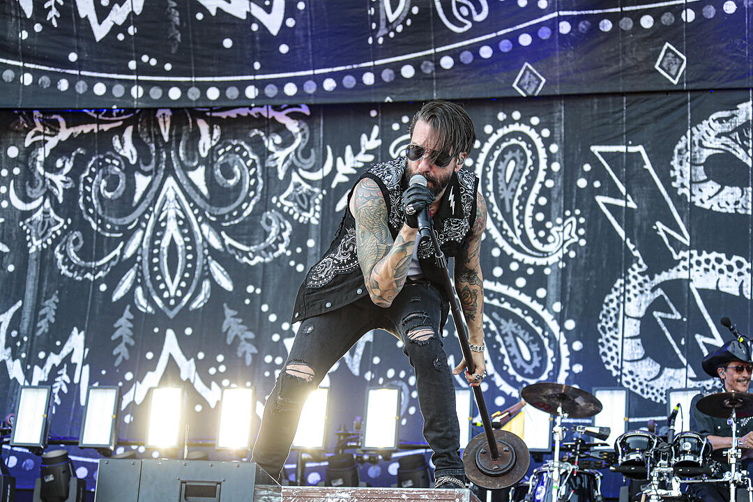 Rock im Park 2019: Die Country-Rocker von The BossHoss heizen der Menge ordentlich ein