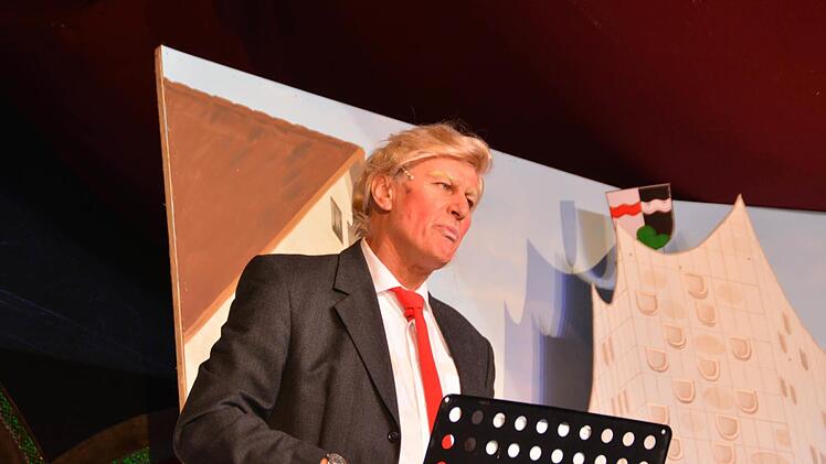 Als "ungebetener und ungeliebter Gast" tauchte Donald Trump , alias Edwin Dorn auf. Foto: Evelyn Schneider
