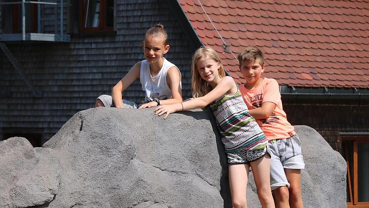 Für jede Menge Abwechslung ist auf dem Spielplatz am Würzburger Haus gesorgt. Foto: Ralf Ruppert