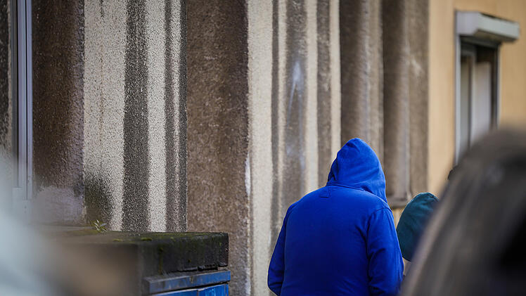 Zwölfjährige bei Polizeieinsatz lebensgefährlich verletzt