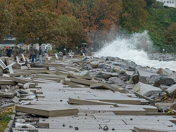 Sturmflut an der Ostseeküste - Sassnitz