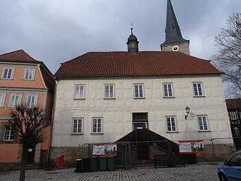 Das Seßlacher Rathaus - soll die Fassade so bleiben? Darüber diskutierten die Stadträte in der Sitzung am Dienstag. Foto: Jochen Berger