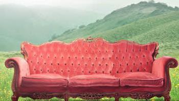 Ein Sofa hat am Samstag einen Unfall in Mittelfranken verursacht. Gl&uuml;cklicherweise wurde die Unfallgegnerin nicht verletzt.Symbolbild: Archiv