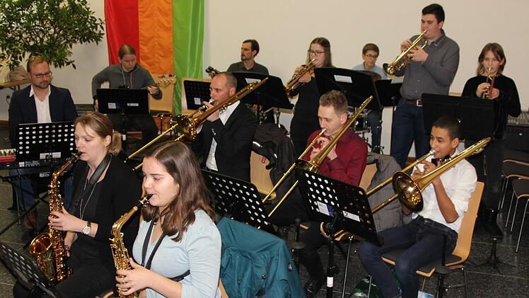 Die Bigband der Musikschule sorgte für die musikalische Umrahmung des Neujahrsempfangs.