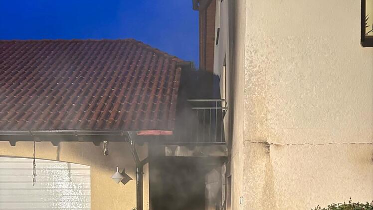Pommersfelden: Brand macht Einfamilienhaus unbewohnbar - enormer Sachschaden