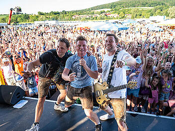 Tickets im Vorverkauf: Die Dorfrocker kommen nach Pretzfeld