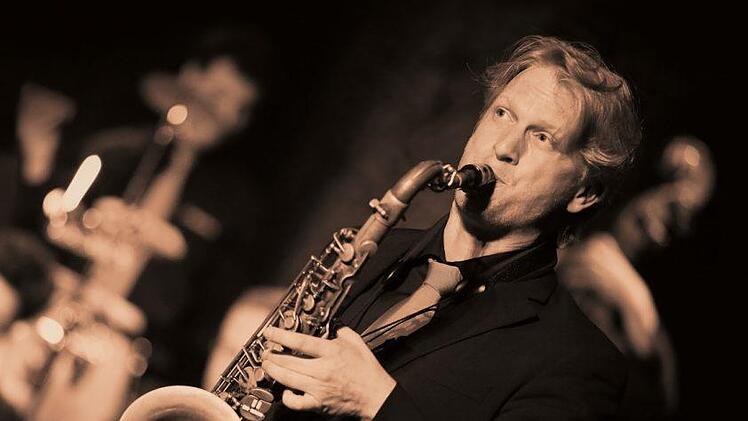 Darius M. Hummel wird am Karsamstag seine Gäste im König Ludwig I.-Saal musikalisch verzaubern. Foto: G. Schiller