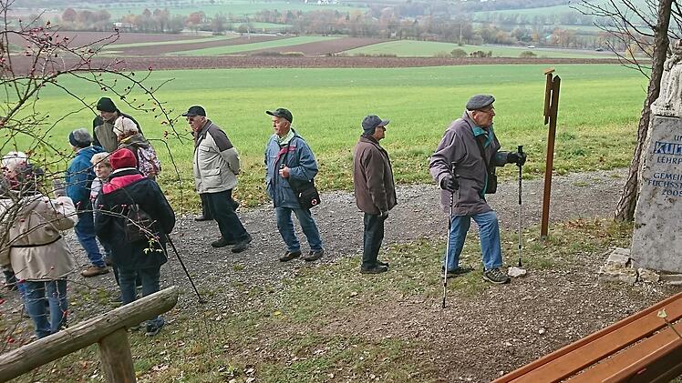 Auf ein baldiges Ende der Corona-Beschränkungen hofft der Rhönklub-Zweigverein um "nicht zu entfremden und den Normalbetrieb wieder aufnehmen zu können. Das Foto stammt aus dem Jahr 2019 am Kapellenweg Fuchsstadt.