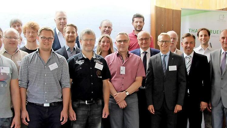 Die Teilnehmer des 7. Treffens des Energieeffizienz-Netzwerks Franken  Foto: Richard Sänger