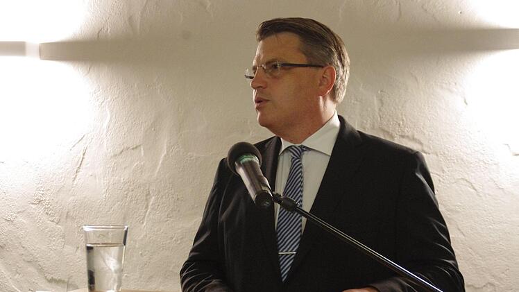 Minister Bausback besichtigte die JVA Kronach nach dem Brand. Foto: Marco Meißner
