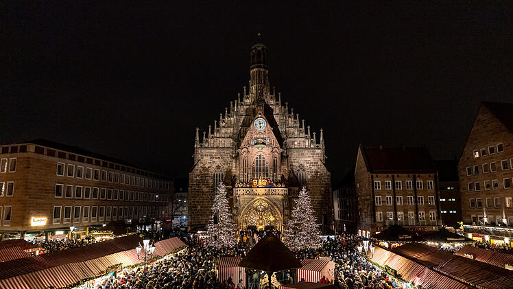 Eröffnung Nürnberger Christkindlesmarkt 2025