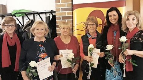 Bei der Ehrung von links: die Zeiler Ortsvorsitzende der Frauenunion, Brigitte Pakosch, Christiane Will, Margot F&ouml;&szlig;el, Irene Kernwein, Staatsministerin Dorothee B&auml;r und Kreisvorsitzende Elvira Sieper  Foto: p