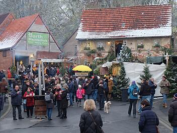 Die 13. "Thundorfer Drofweihnacht" lockte an zwei Tagen wieder zahlreiche Gäste ins Dorf.  Foto: Philipp Bauernschubert