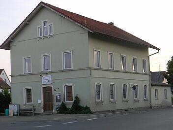 Im Eggolsheimer Jugendclub "Faulenzer" ist es zuletzt offenbar etwas lauter als erlaubt zugegangen. Foto: Sonja Lengenfelder