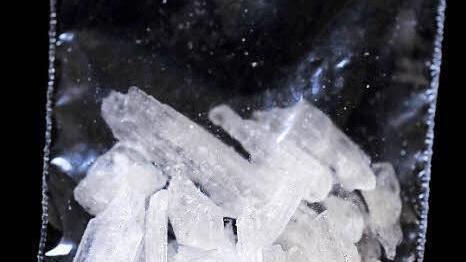 Mit dem Verkauf von Crystal Speed finanzierten die beiden Angeklagten ihre eigene Sucht. Foto: David Ebener/dpa