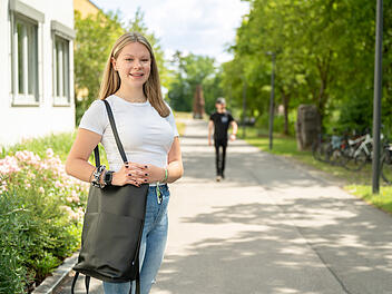 Hochschule Coburg: 19-Jährige testet Leben als Studentin bei Orientierungssemester Hochschule Coburg: 19-Jährige testet Leben als Studentin bei Orientierungssemester