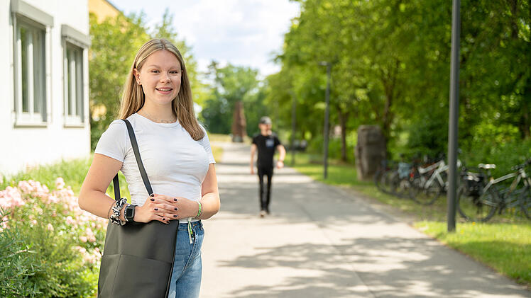 Hochschule Coburg: 19-J&auml;hrige testet Leben als Studentin bei Orientierungssemester