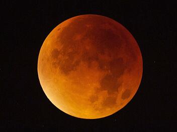 Für Astronomie-Begeisterte war 2021 ein gutes Jahr. Im Juni konnte mit dem „Erdbeermond“ bereits der vierte Supermond des Jahres beobachtet werden.
