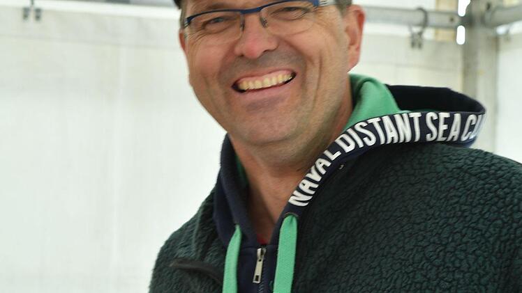 Jörg Blömer mit seiner Schifffahrer-Mütze.  Foto: Ronald Rinklef