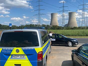 143-Meter-Giganten verschwinden: K&uuml;hlt&uuml;rme des AKW Grafenrheinfeld werden gesprengt