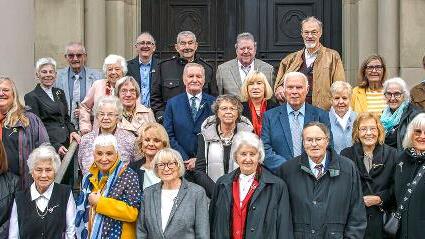 Vor 50, 60, 65, 70 oder 75 Jahren feierten diese Damen und Herren ihr erstes Konfirmationsfest. In der Erlöserkirche begingen sie ihr Jubiläum.