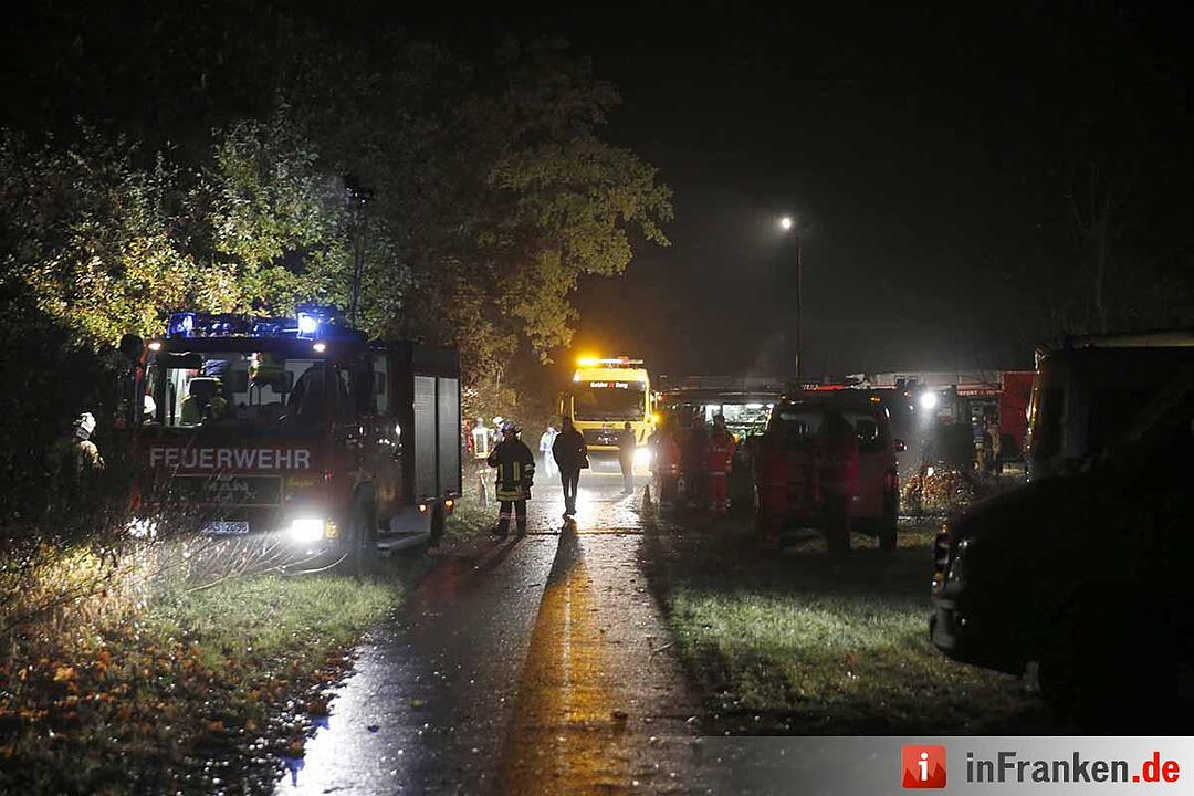 Pkw rollt bei Theres in Main: 23-Jährige stirbt