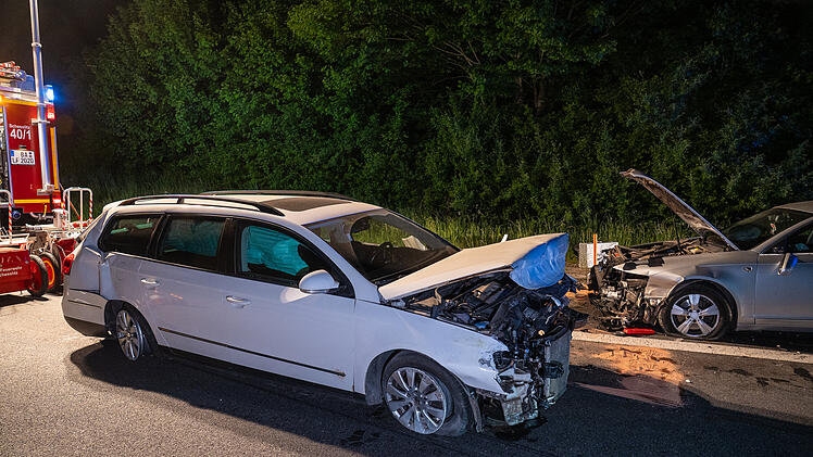 Unfall nach Ausweichmanöver auf A70 im Kreis Bamberg