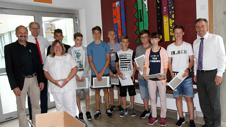 Die Schüler wurden klassenweise geehrt.  Foto: Richard Sänger