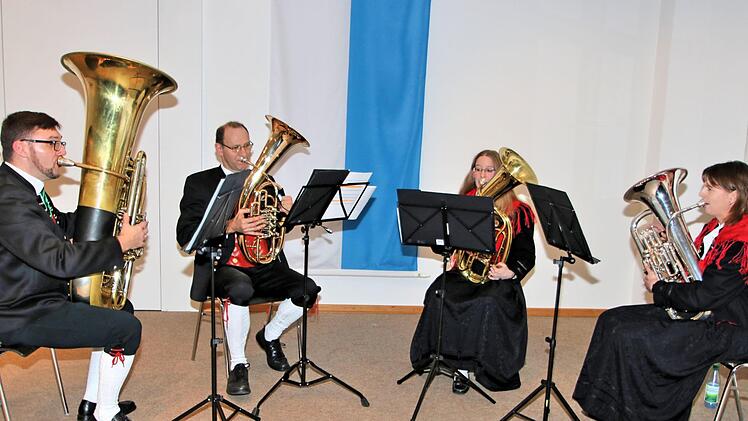 Ein Quartett der Stadtkapelle spielt beim Neujahrsempfang in der Alten Aula auf.Foto: Dieter Britz