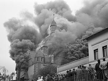In der "Nacht der Schande" vom 9. auf den 10. November 1938 entlud sich der Judenhass in antisemitischen Pogromen - so wie hier in Siegen.