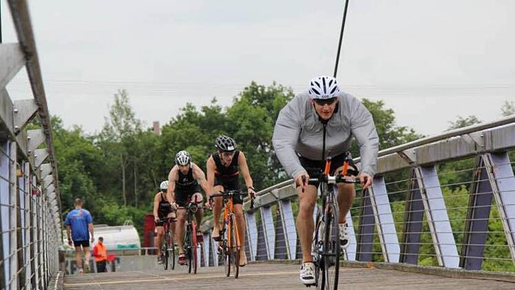 Von 2003 bis 2015 war die Milka-Brücke fester Bestandteil des Forchheimer Triathlons. Archiv