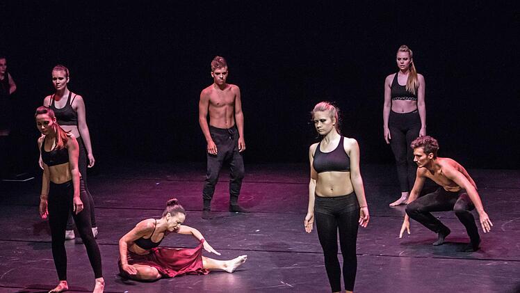"Jugend spielt für Jugend im Landestheater Coburg": Ballettschule Karen Spreitzer-BreyerFoto: Jochen Berger