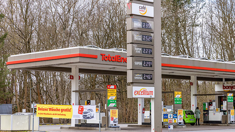 Neue Spritpreisregel tritt in Kraft