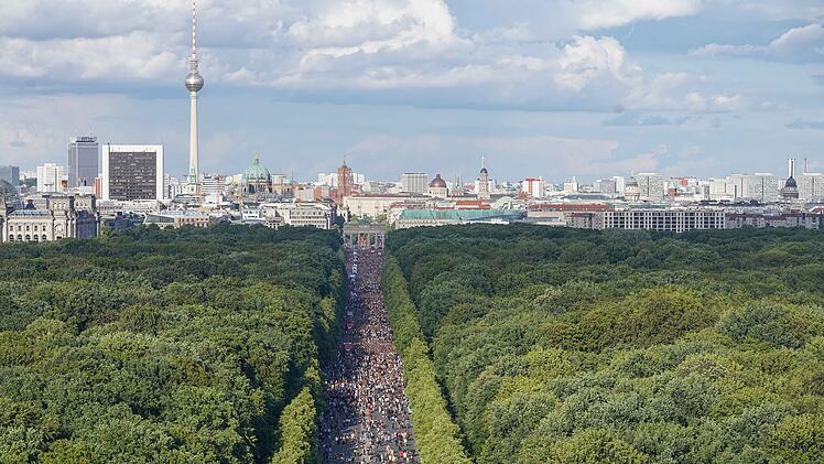 Rave The Planet Parade von Dr. Motte