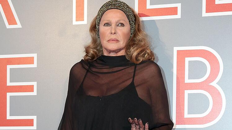 Sie schlafe derzeit schlecht, sagte Ursula Andress j&uuml;ngst: Nach ihren Angaben wurde sie von einem ehemaligen Verm&ouml;gensverwaler um rund 20 Millionen Euro betrogen.