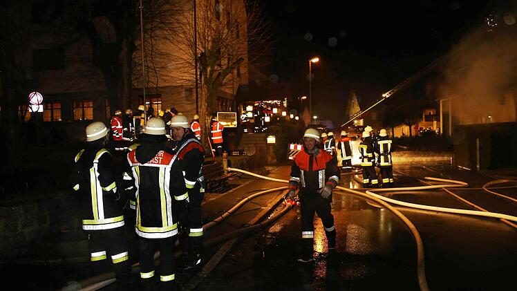 Ein Großaufgebot der Feuerwehr war am Dienstagabend im Einsatz.