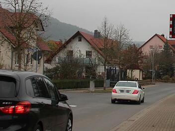 Im Mehlesweg war die mobile Geschwindigkeitstafel im November Einsatz. Hier soll bald eine feste Anlage stehen.