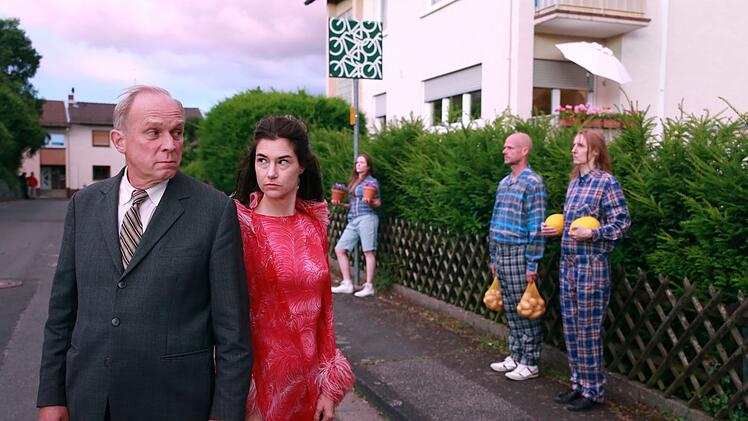 Felix Murot (Ulrich Tukur) und Eva H&uuml;tter (Nadine Dubois) sind &uuml;ber eine Maschine miteinander verbunden, die das Unterbewusstsein der anderen Person f&uuml;r einen erfahrbar macht.