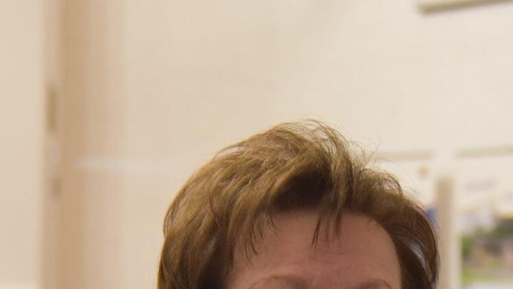 Antje Popp (Rödental:: "Ich bin ja eine gebürtige Neustadterin und finde es einfach gut, dass die Mundart gepflegt und erhalten wird. Viele typische Begriffe würde sonst in Vergessenheit geraten. "