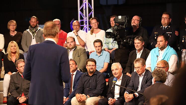 Die Fernsehsendung "Jetzt red i" war zu Gast in Kronach. Foto: Marian Hamacher