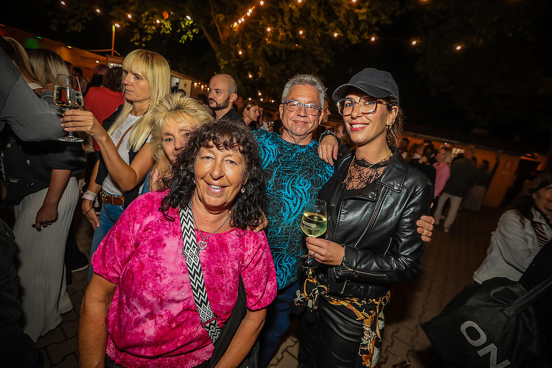 Impressionen vom größten Weinfest in Franken!